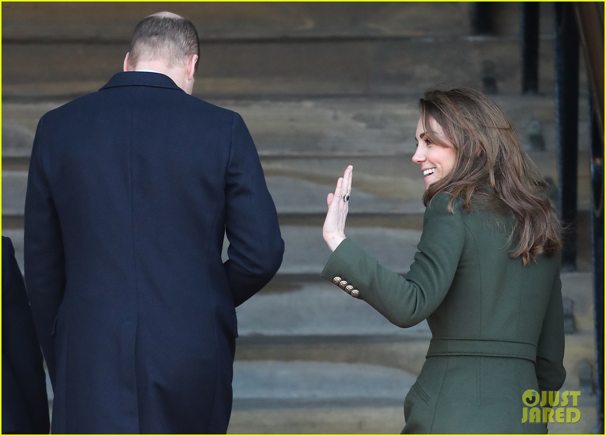kate middleton prince william first photos since announcement 214416031