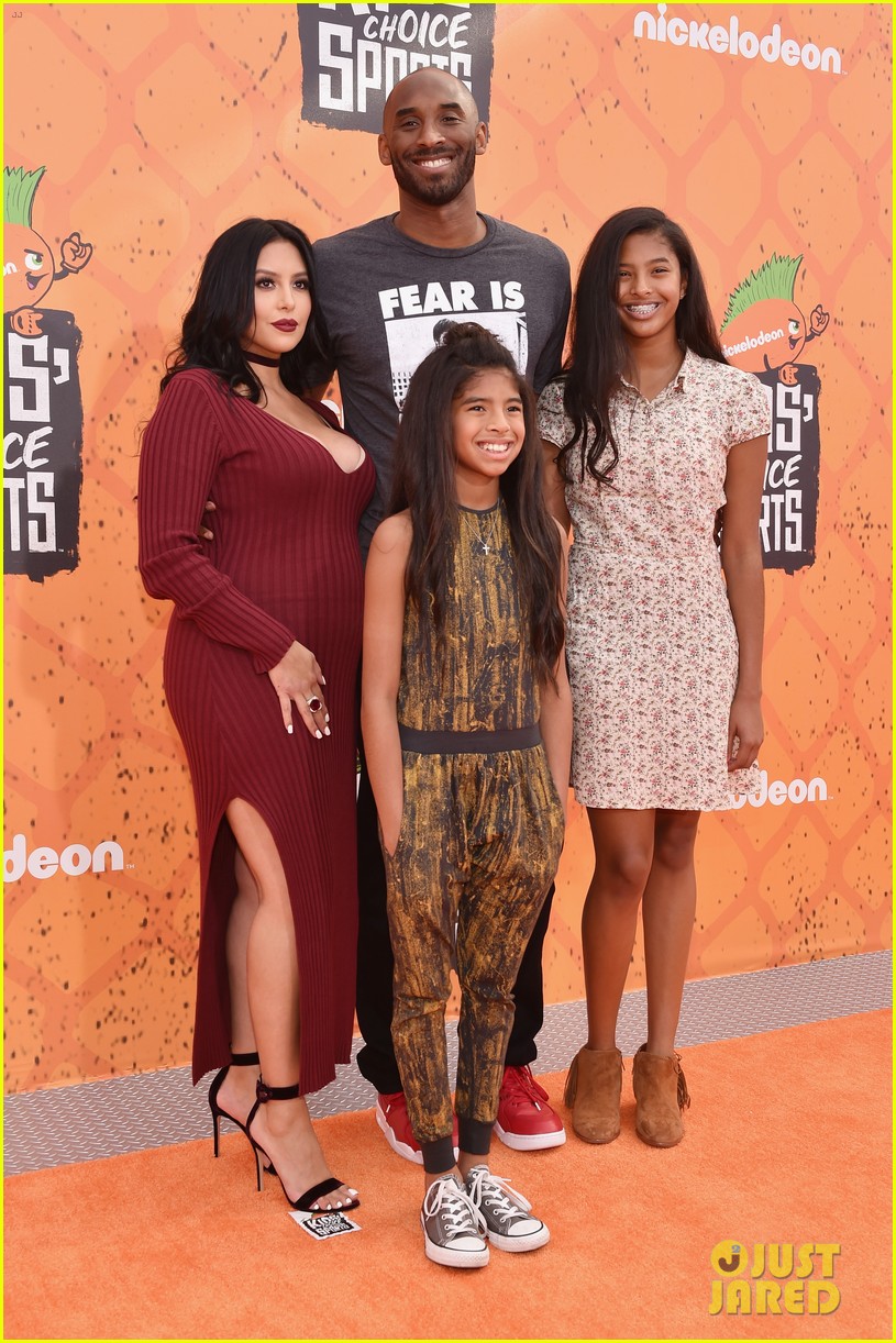 Kobe & Vanessa Bryant's Helicopter Agreement Was 'Not FearBased