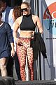 jennifer lopez abs for days at gym 04