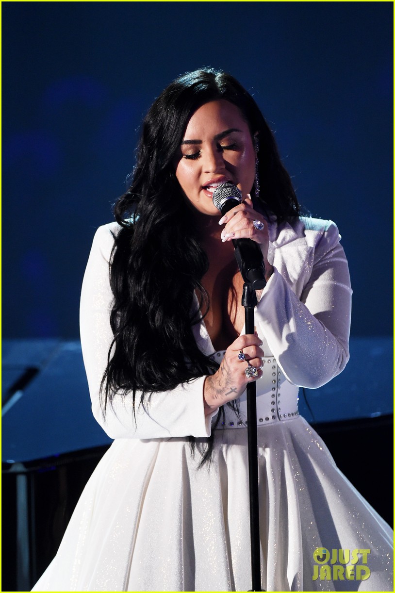 Demi Lovato Gives Emotional Performance of New Song 'Anyone' at Grammys