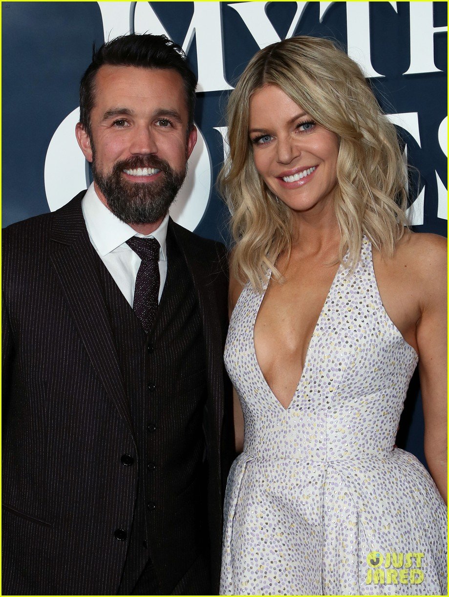 rob mcelhenney supported kaitlin olson charlie day mythic quest premiere 074425956