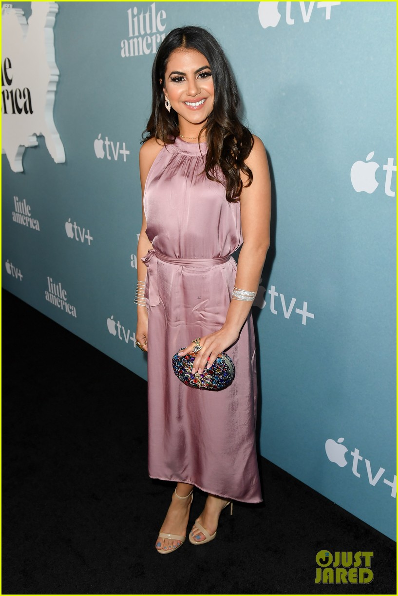 Kumail Nanjiani Gets Support From His &lsquo;Silicon Valley&rsquo; Co-Stars at