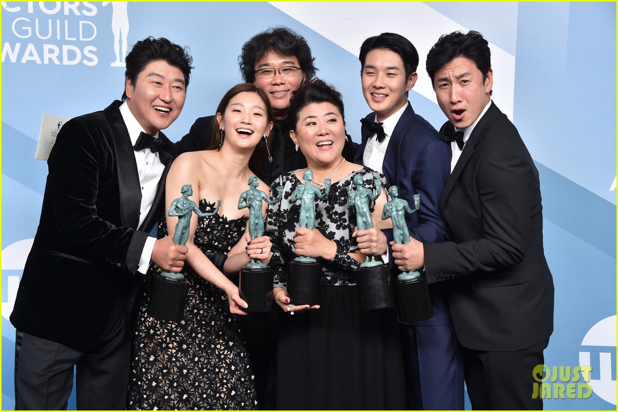 parasite becomes first foreign film to win best cast sag awards 2020 33
