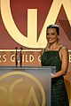 margot robbie reese witherspoon skip red carpet producers guild 09