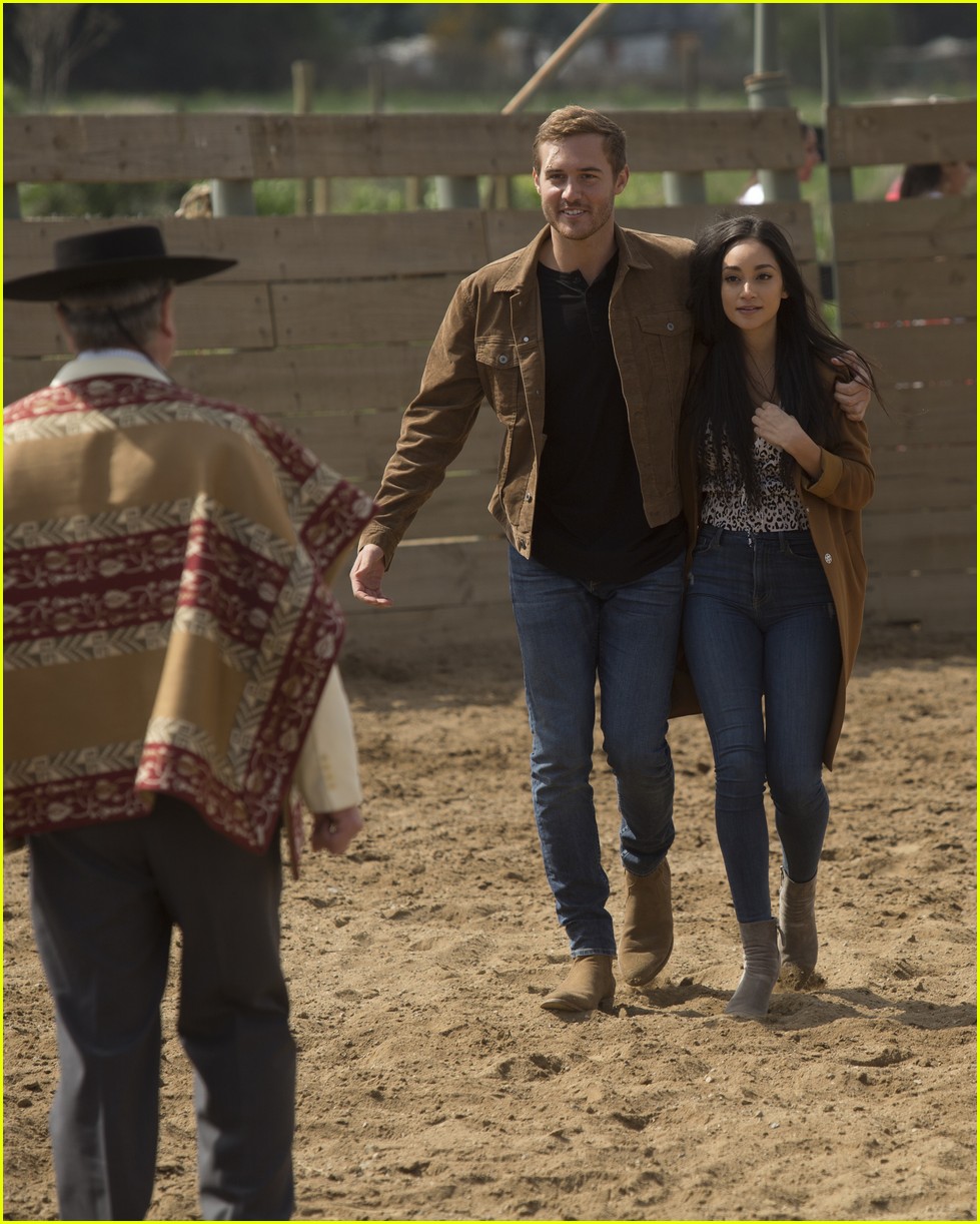 Peter Weber Defends Bachelor's Victoria Fuller After 'Cosmopolitan