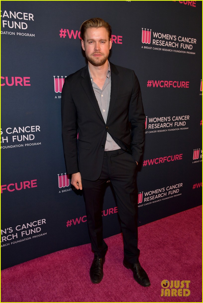 jonas brothers bring the color to womens cancer research funds an unforgettable evening 05