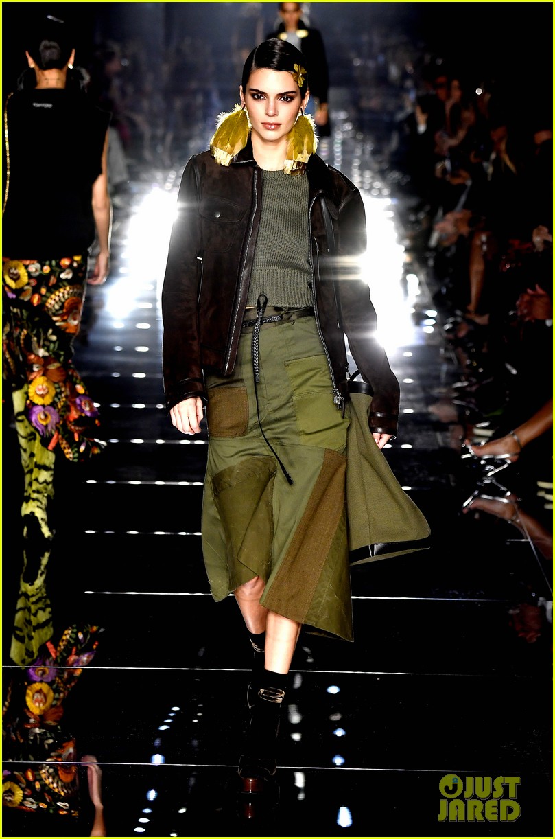 Kendall Jenner, Bella Hadid, & Gigi Hadid Go Sheer For Tom Ford's