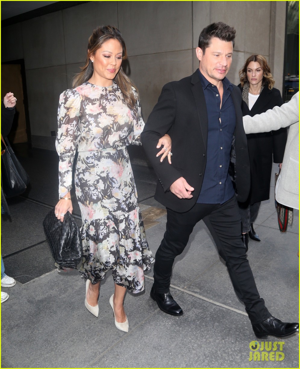 nick lachey vanessa lachey at the today show 044429124