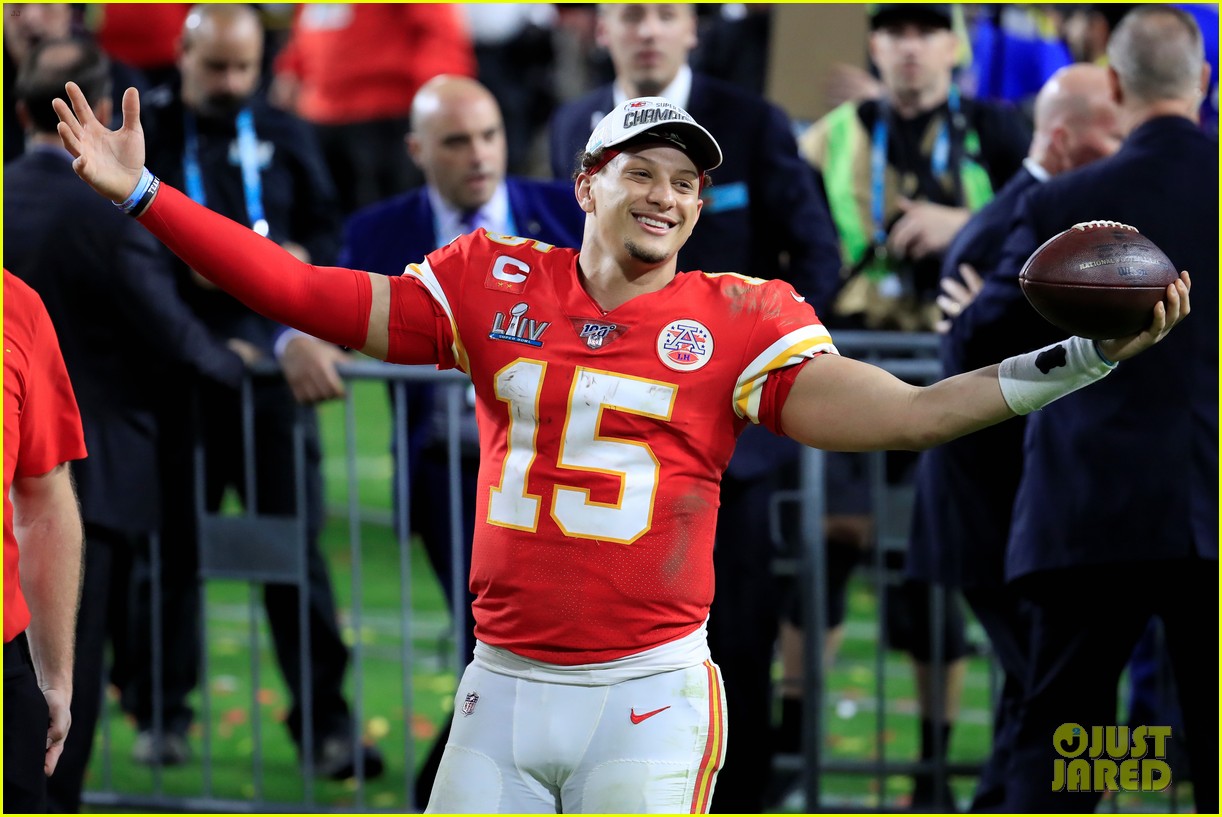 Patrick Mahomes Makes History with MVP Title at Super Bowl 2020! Photo