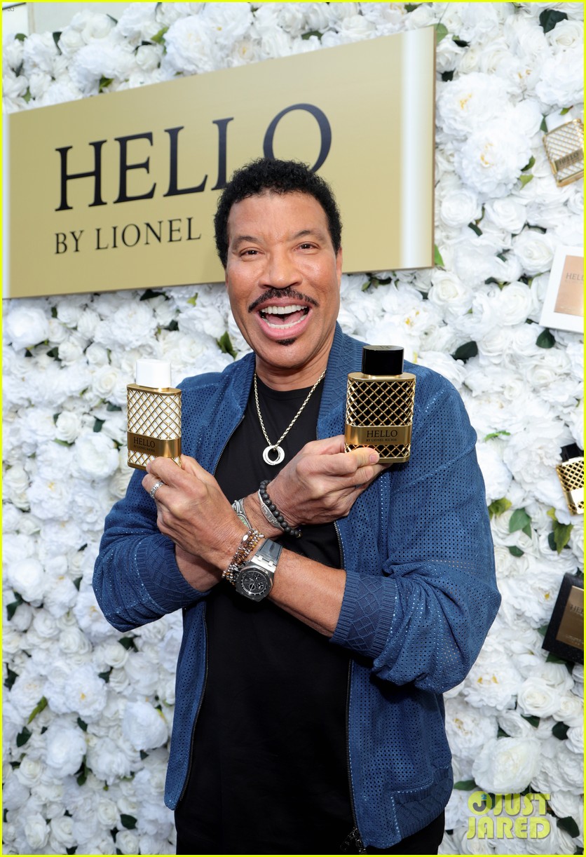 lionel richie supported by girlfriend lisa parigi at hello fragrance launch 034440193