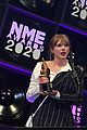 taylor swift wins best solo act in the world at nme awards 03