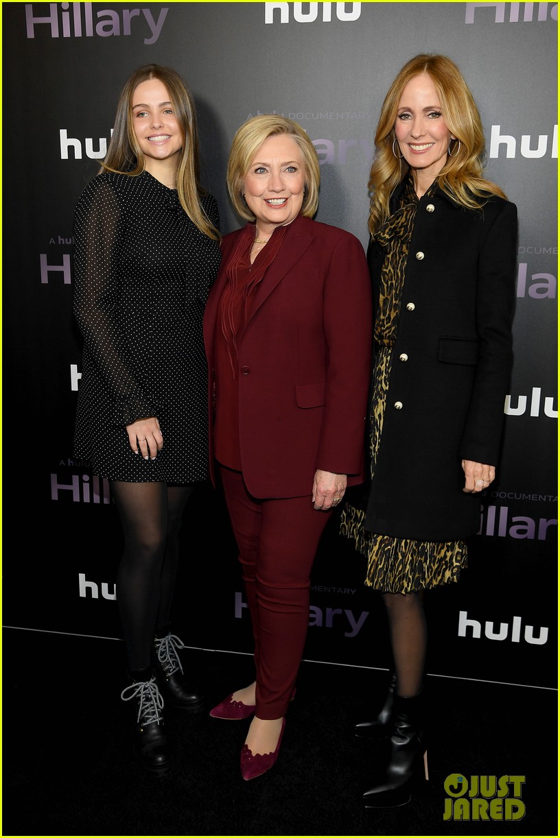 hillary clinton rocks red suit hulus hillary premiere nyc 134445960