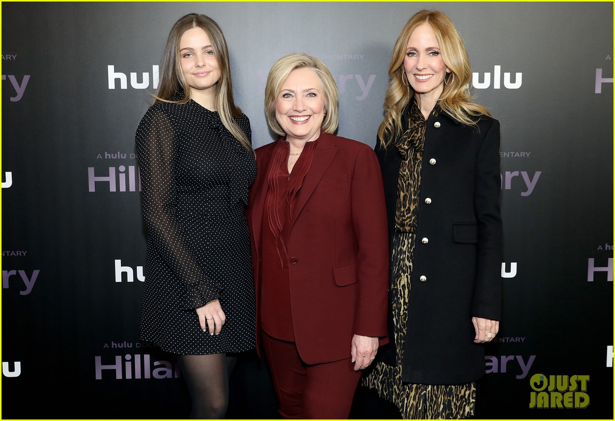 hillary clinton rocks red suit hulus hillary premiere nyc 264445973