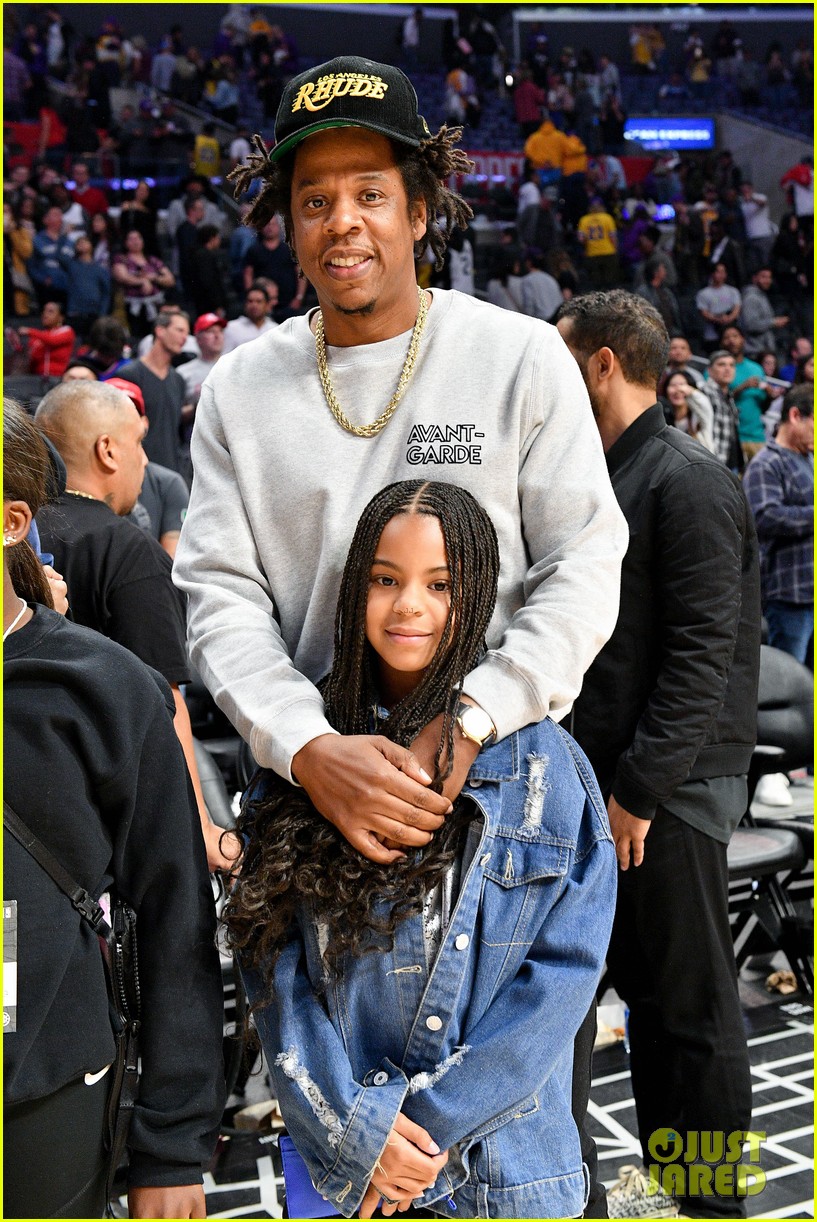 jay z blue ivy father daughter outing lakers game 084447383