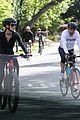 dennis quaid biking with fiancee laura savoie 34