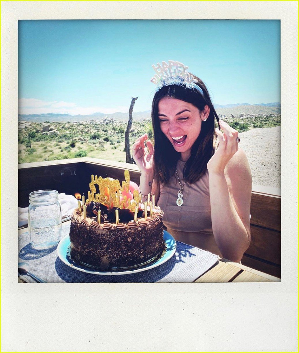 Ana de Armas Shares Photos from Birthday Celebrations with Ben Affleck