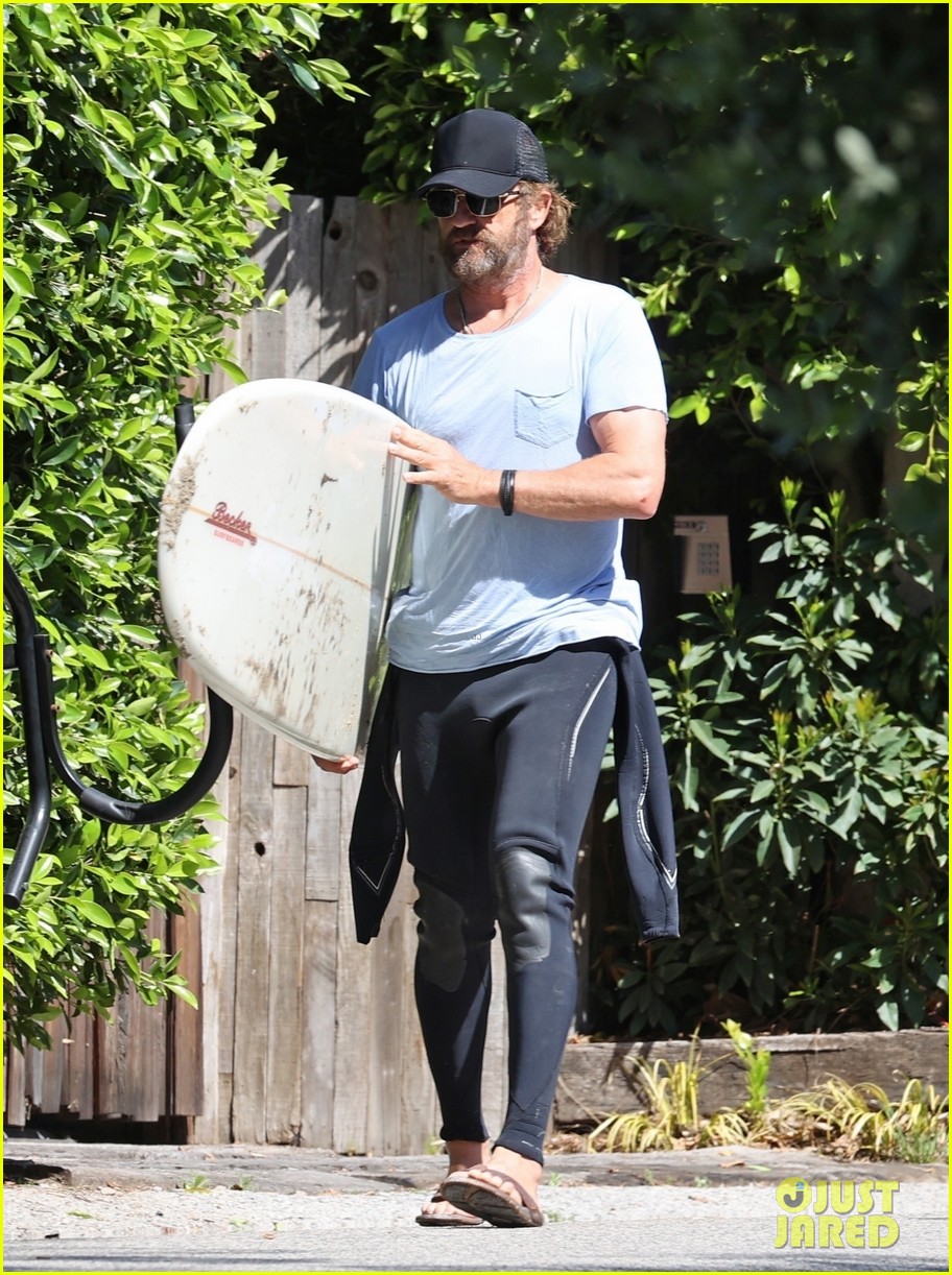 gerard butler goes for solo surf session in malibu 034456045