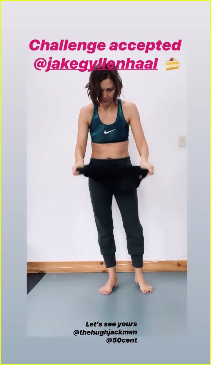 Maggie Gyllenhaal Puts a Shirt On While Doing a Handstand After Brother  Jake Challenges Her!: Photo 4452496 | Maggie Gyllenhaal Photos | Just  Jared: Entertainment News