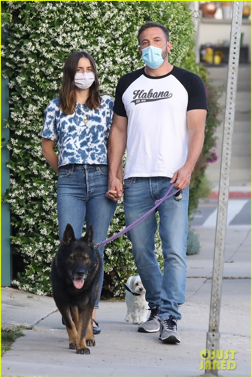 Ben Affleck Takes Evening Walk With Ana de Armas & Their Pups in LA
