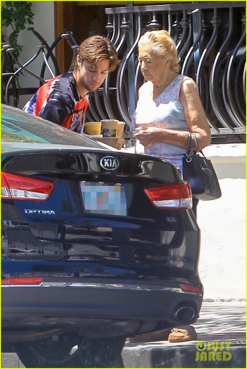 cameron dallas picks up iced drinks with his grandma 05