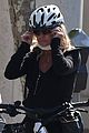 goldie hawn kurt russell mothers day bike ride 02