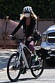 goldie hawn kurt russell mothers day bike ride 03