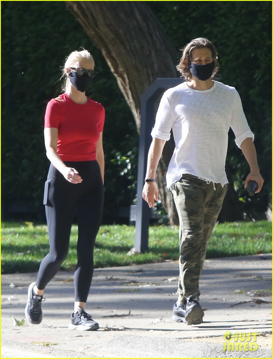 Paltrow & Brad Falchuk Go for Walk Around the Block Photo