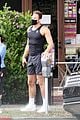 blake griffin abs can be seen through tight tank 02