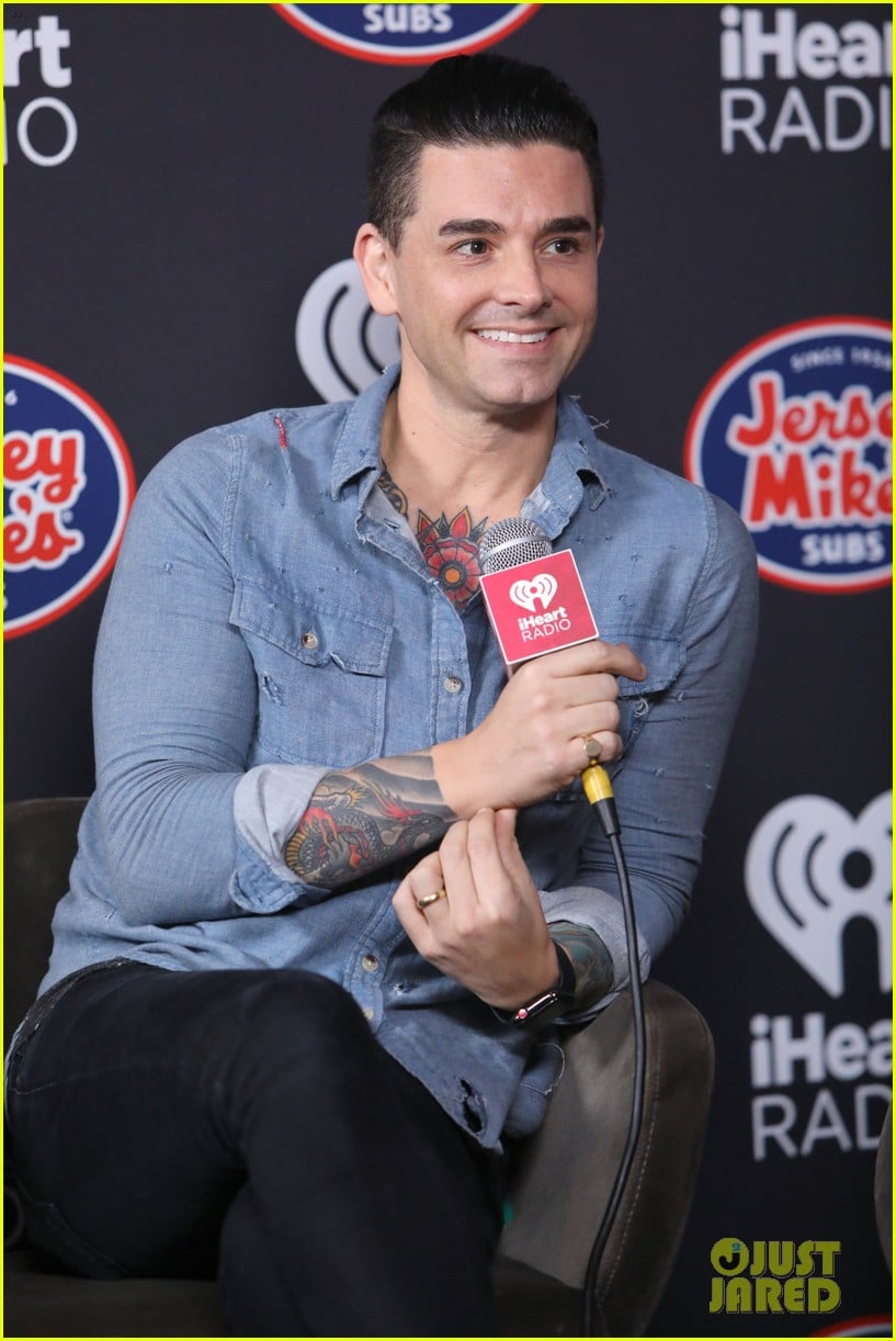 Dashboard Confessional's Chris Carrabba Suffered 'Severe Injuries' in a