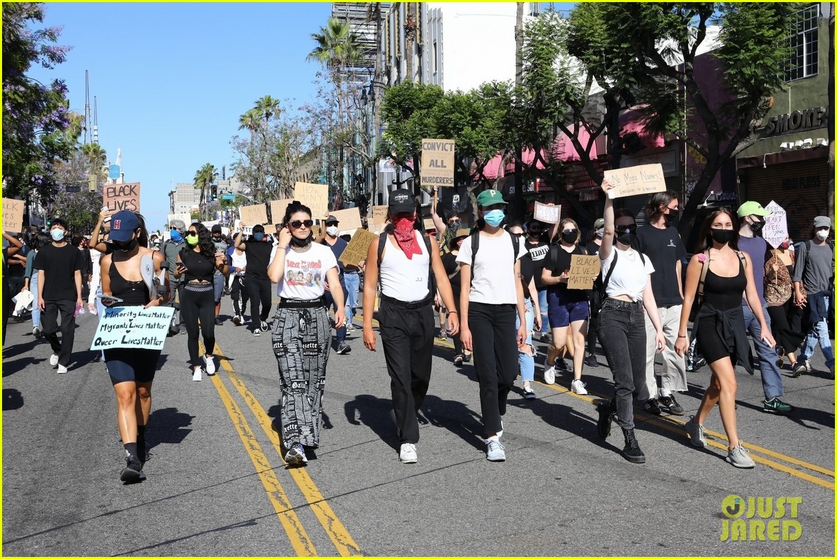 cole sprouse kaia gerber black lives matter protest 044462231