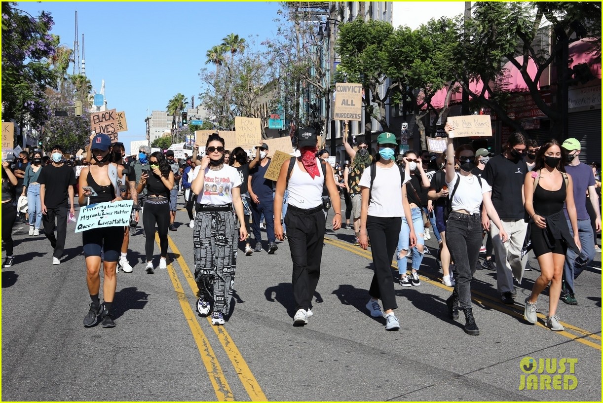 cole sprouse kaia gerber black lives matter protest 18