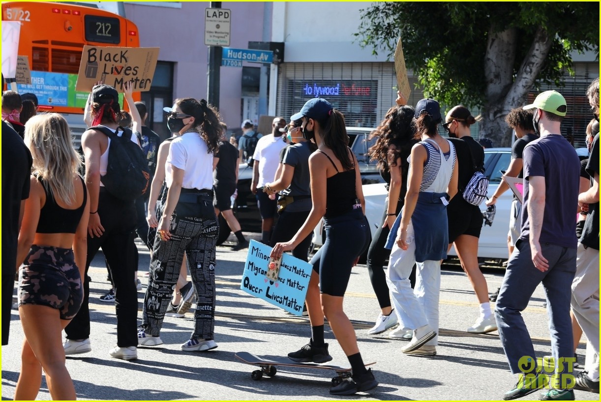 cole sprouse kaia gerber black lives matter protest 394462266