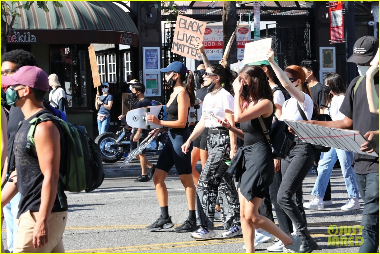 cole sprouse kaia gerber black lives matter protest 444462271