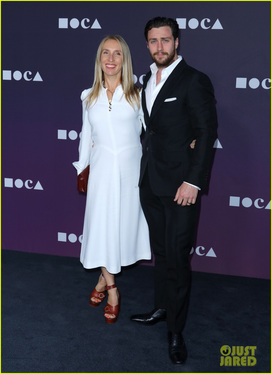 aaron sam taylor johnson are celebrating eight years of marriage 02