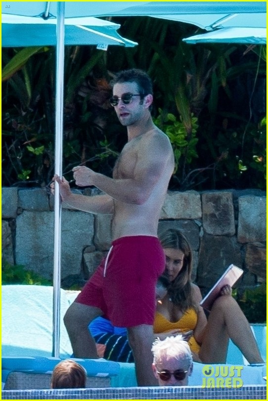 chace crawford shirtless practices golf swing 084467638