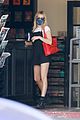 emma roberts steps out amid pregnancy rumors 06