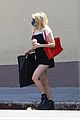 emma roberts steps out amid pregnancy rumors 36