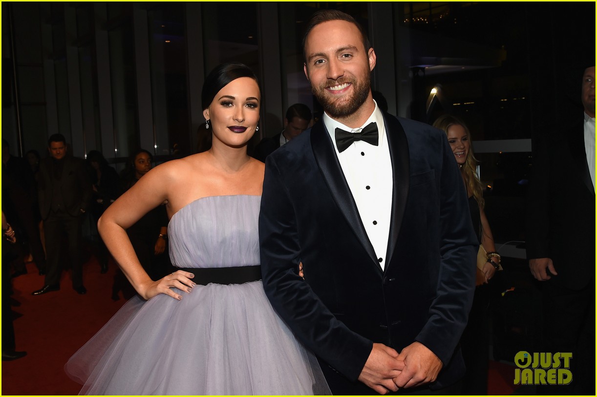 Kacey Musgraves & Husband Ruston Kelly Split After 2 Years of Marriage