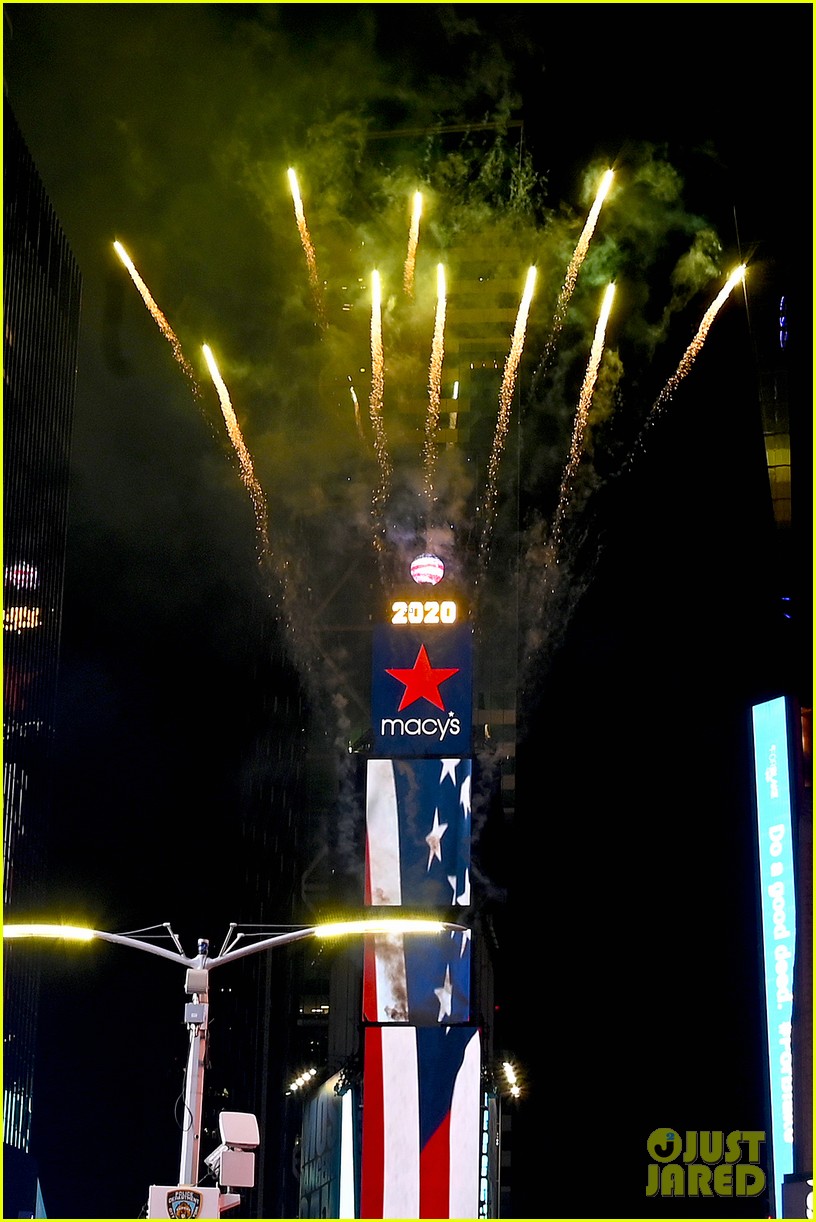 How to Watch Macy's July 4th Fireworks at Home - Stream Video Here ...