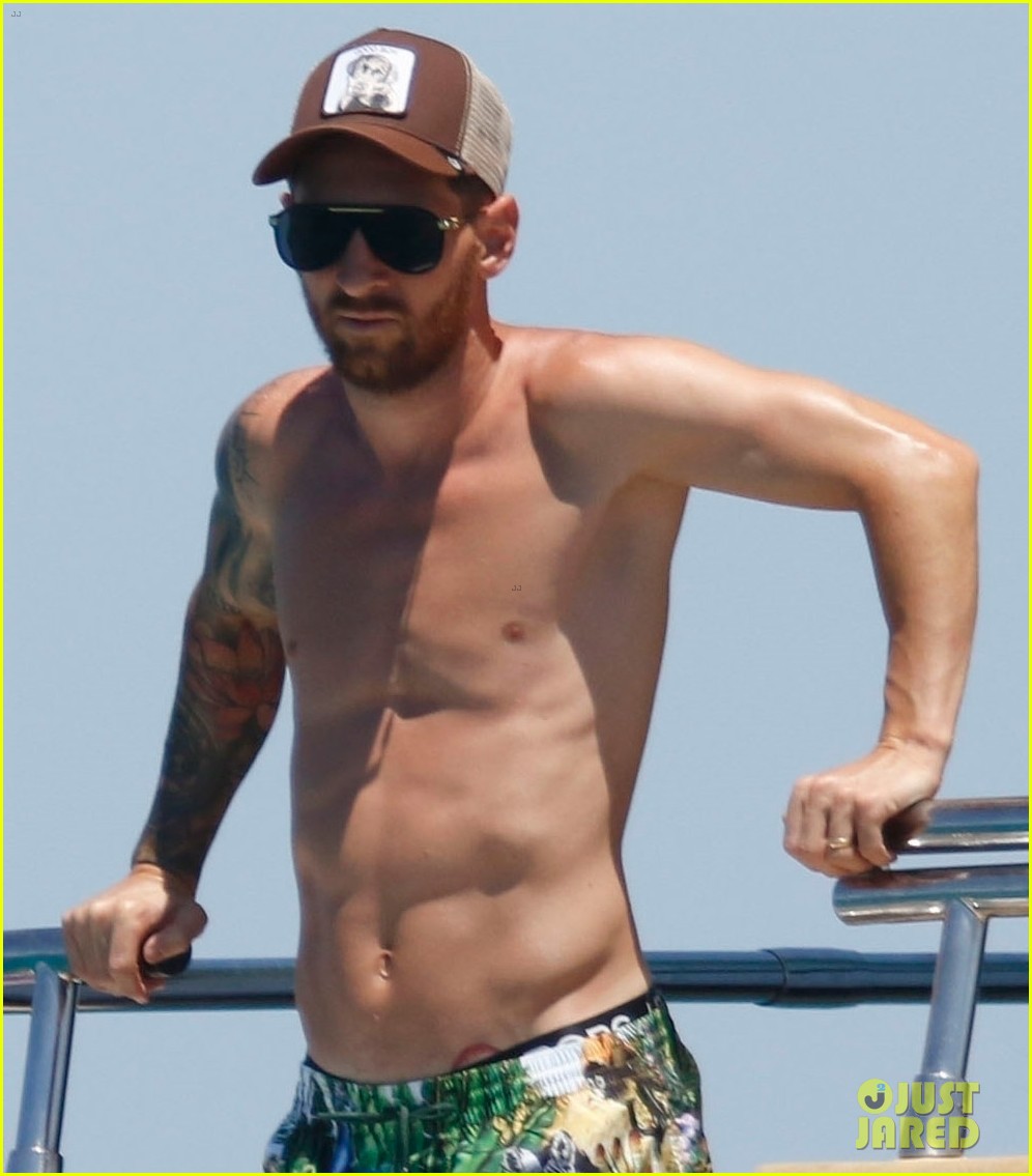Lionel Messi Physique - Body Type Shape Figure