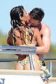 lionel messi on boat with wife antonela roccuzzo 04