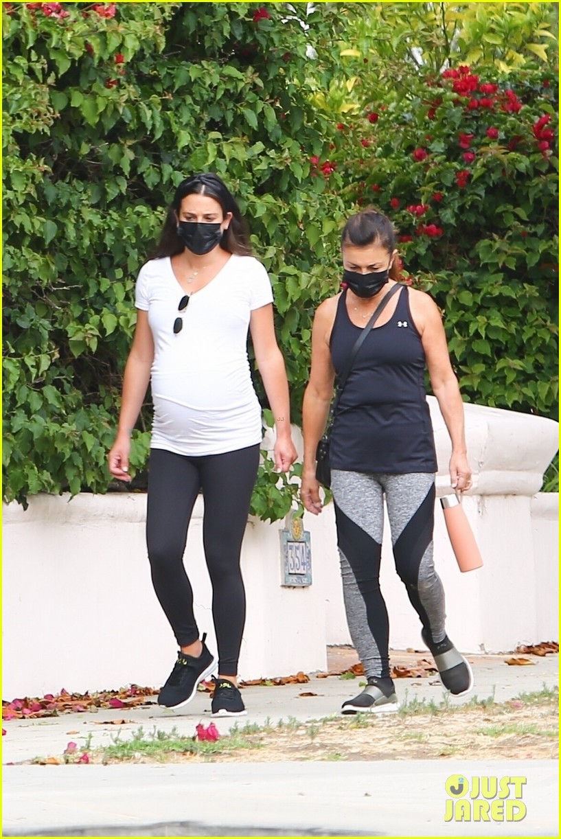 lea michele thursday walk with her mom 134472678