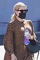 emma roberts covers up baby bump ytrip to bakery 02