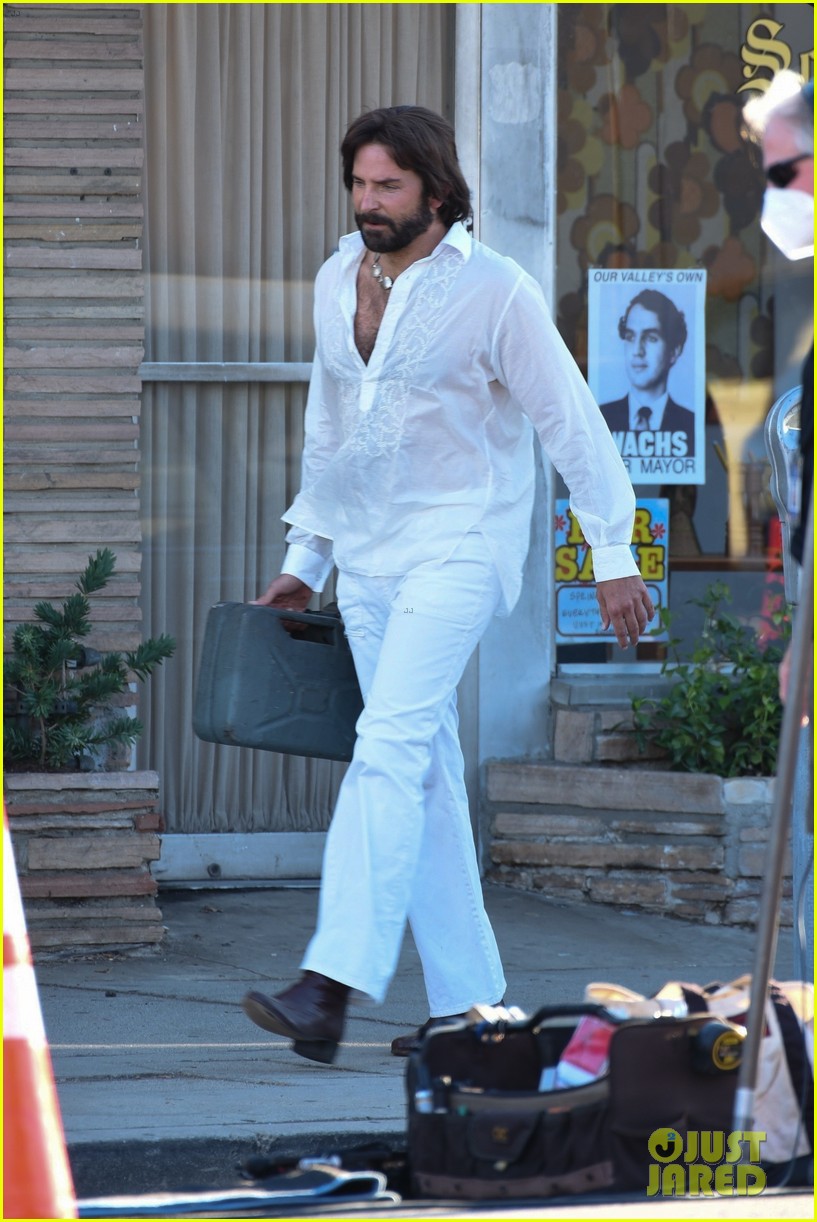 bradley cooper straight out of 70s set of new movie 254478935