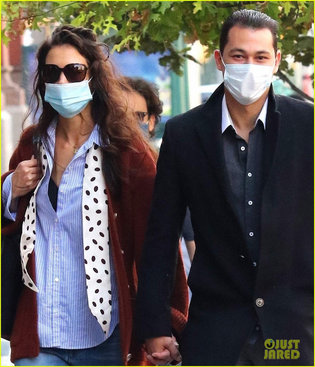 Katie Holmes & Boyfriend Emilio Vitolo Jr. Eat an Early Dinner with His