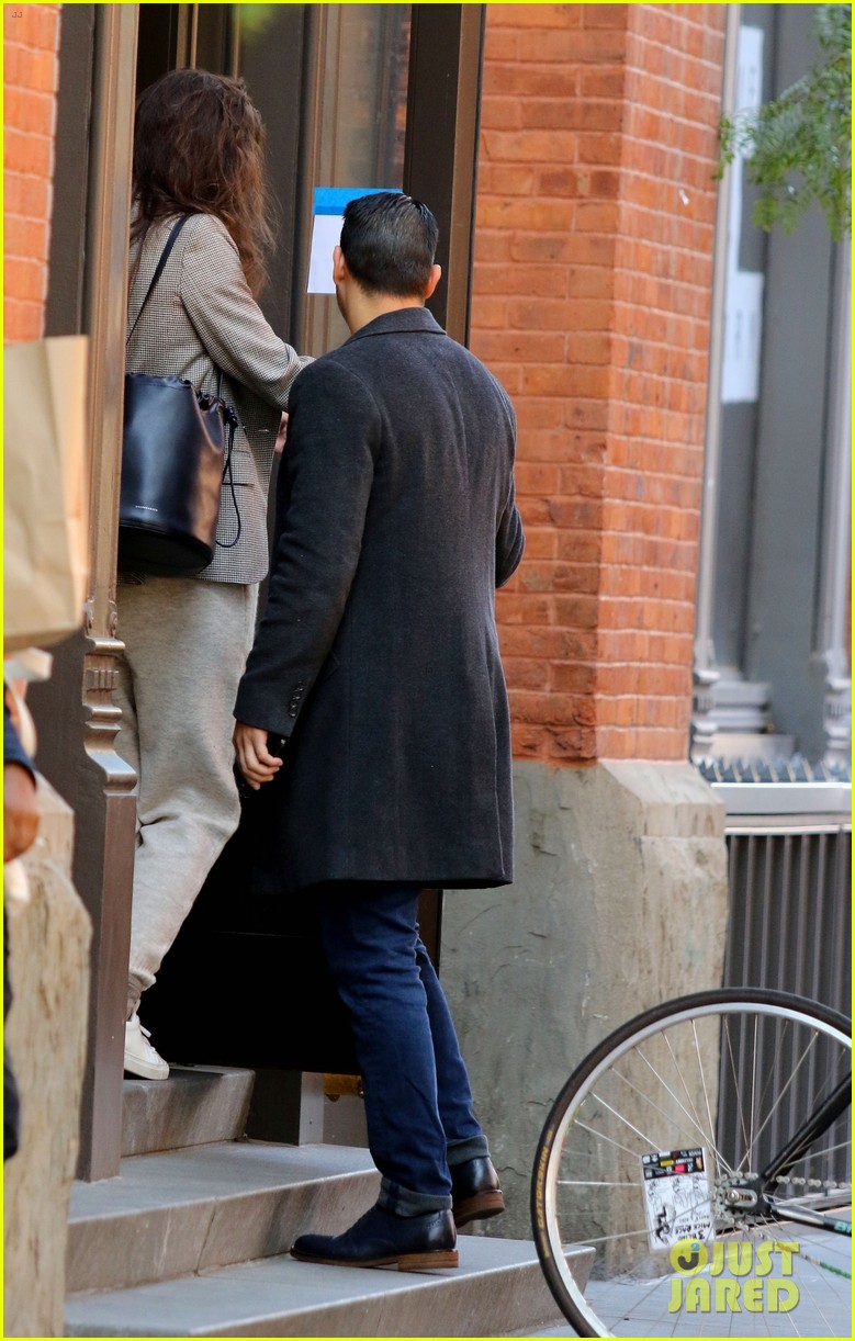 Katie Holmes Holds Hands with Emilio Vitolo Jr. in Latest NYC Sighting