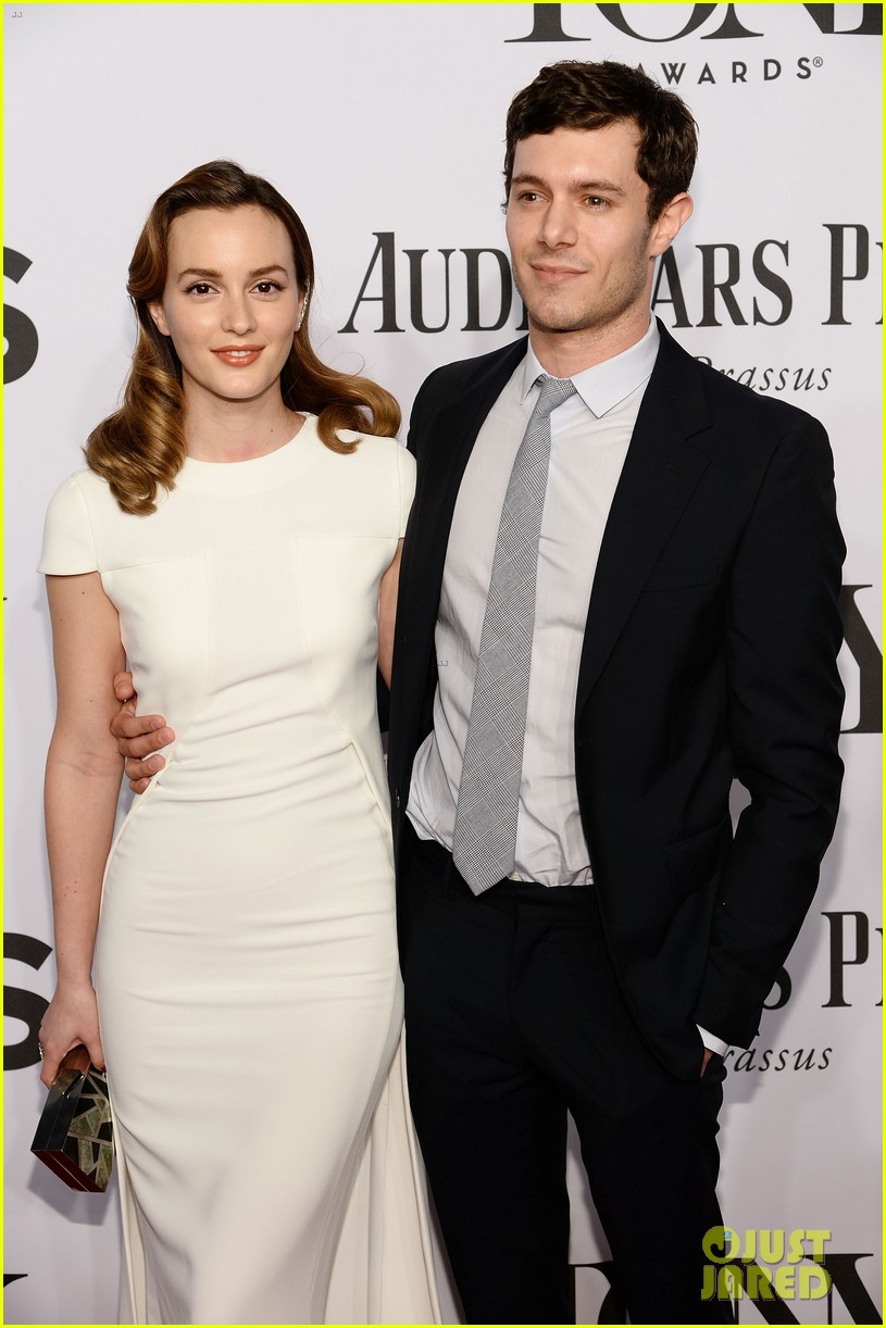 Leighton Meester & Adam Brody a Second Child Together! Photo