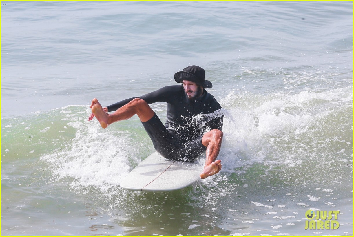 leighton meester adam brody go surfing after welcoming baby two 05