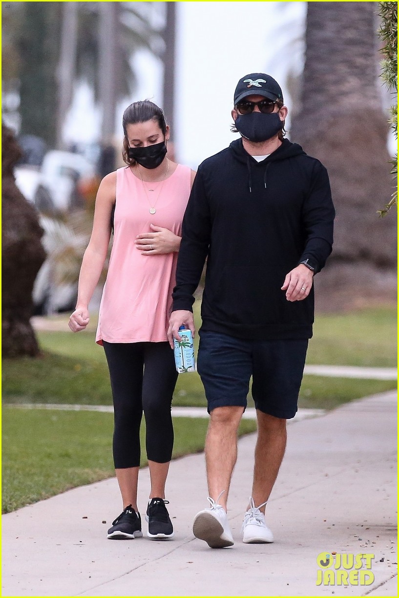 lea michele walk with zandy reich after giving birth 084481411