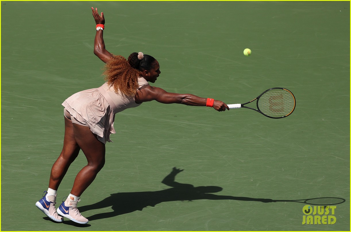 serena williams heads to quarter finals at us open 174481182
